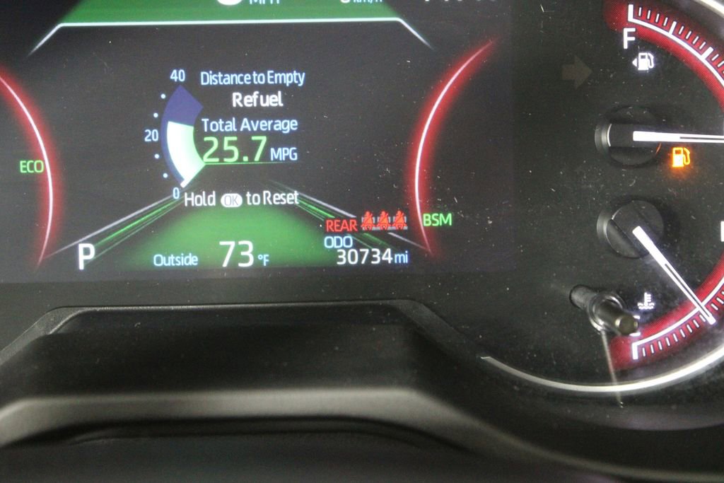 Used 2023 Toyota RAV4 XLE Premium image 40