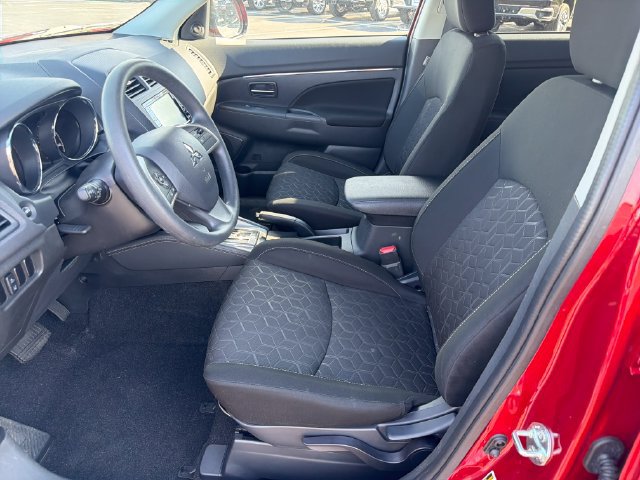 Used 2024 Mitsubishi Outlander Sport ES AWD/4WD image 10