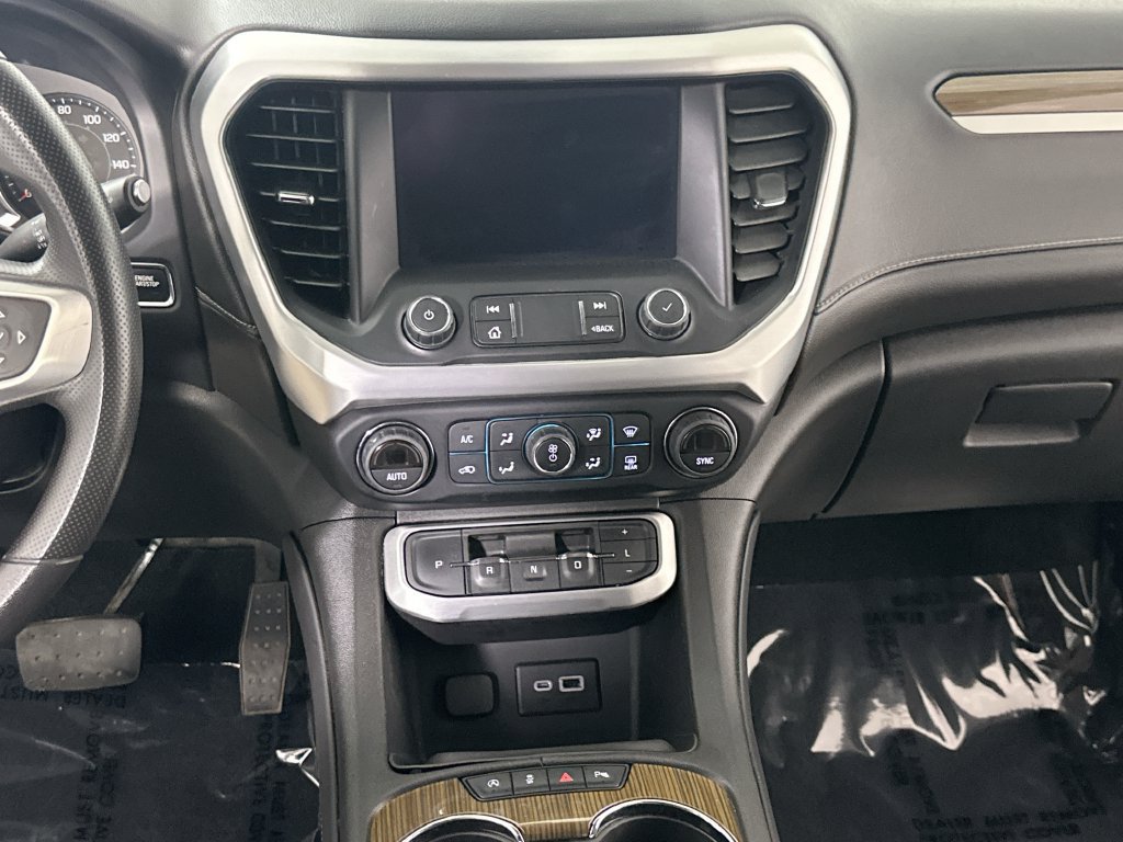 Used 2023 GMC Acadia SLE FWD image 21