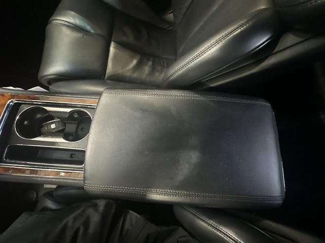 Used 2017 Lincoln Continental Select FWD image 28