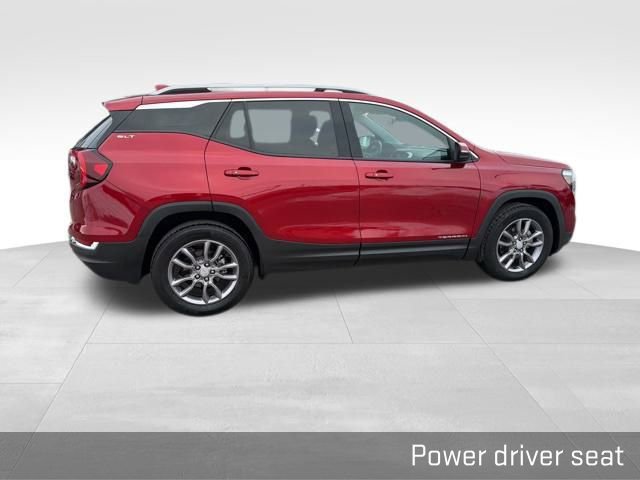 Used 2023 GMC Terrain SLT image 28