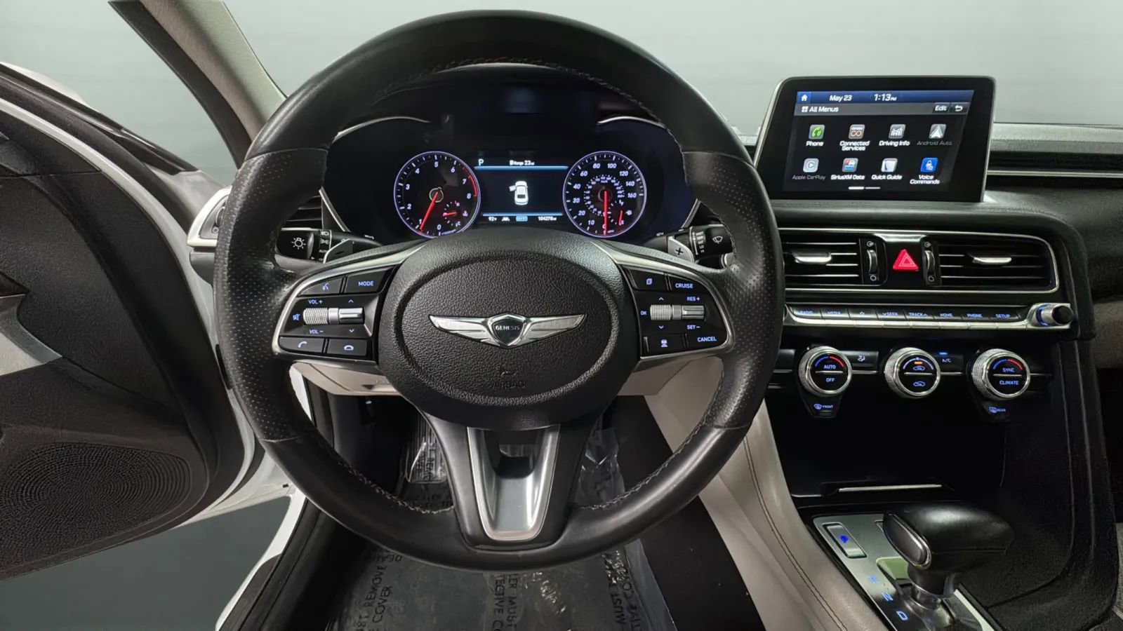 Used 2020 Genesis G70 2.0T RWD image 22