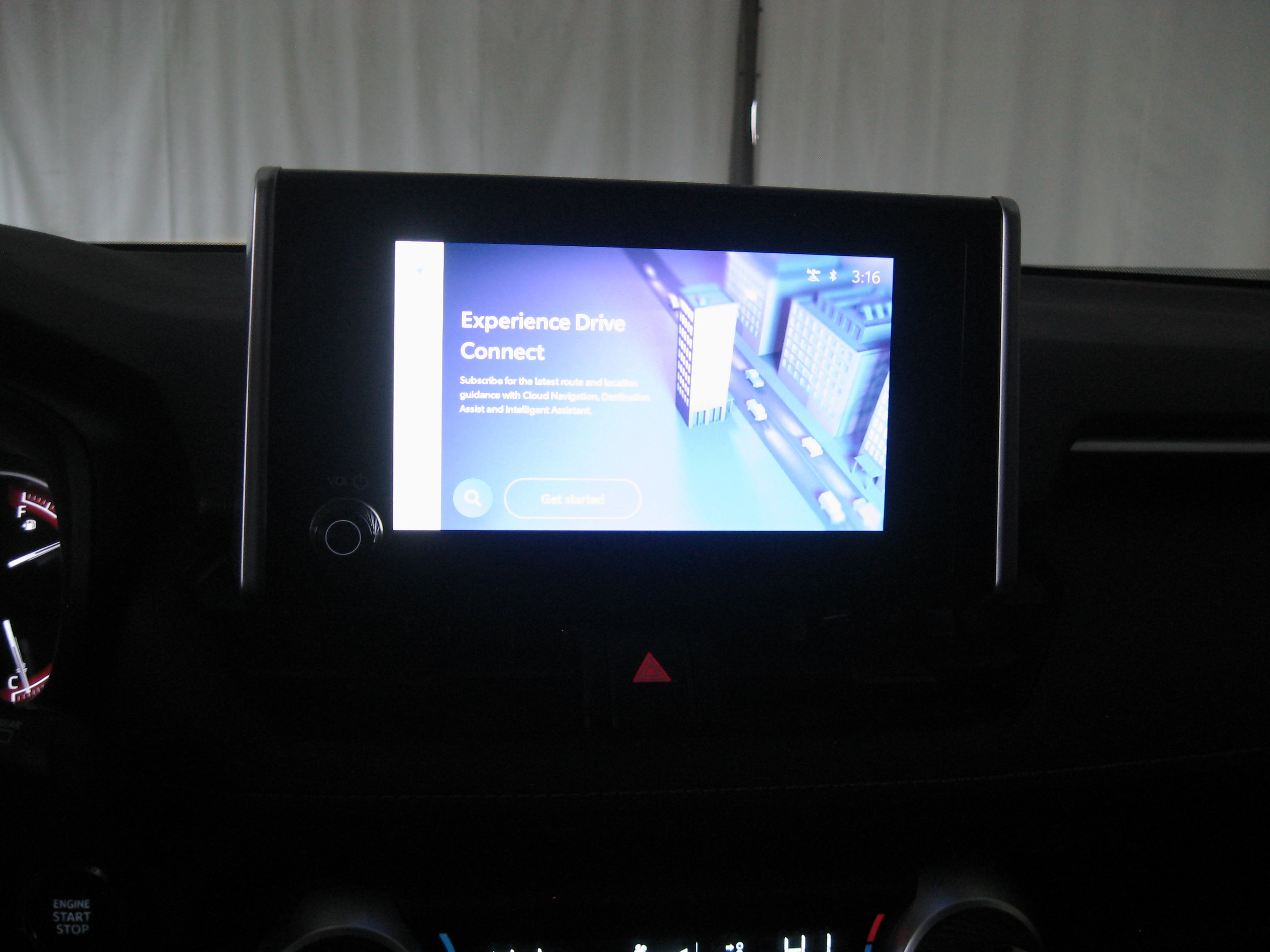 Used 2025 Toyota RAV4 XLE w/ Convenience Package AWD/4WD image 16