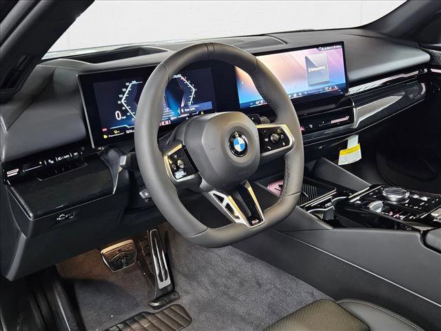 Used 2026 BMW 530i xDrive w/ M Sport Package AWD/4WD image 3