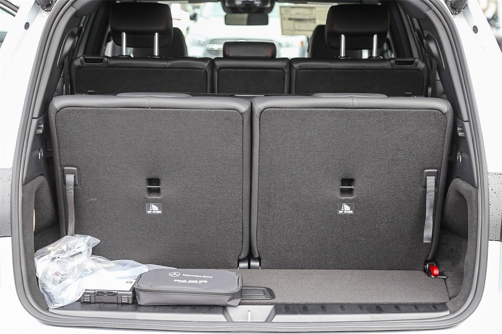 Used 2023 Mercedes-Benz EQB 350 4MATIC SUV image 33