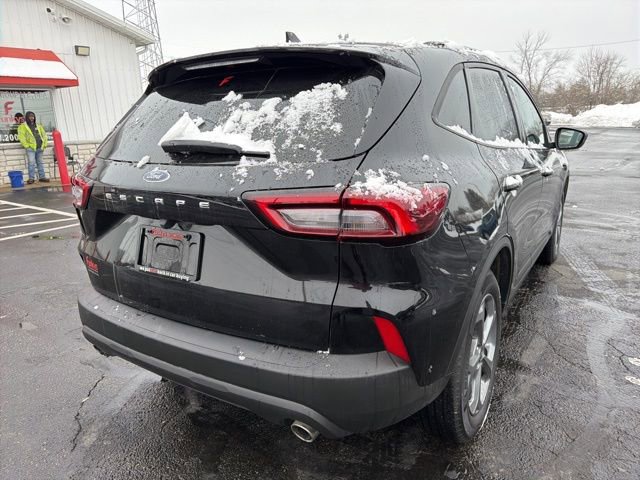 Used 2025 Ford Escape ST-Line image 7