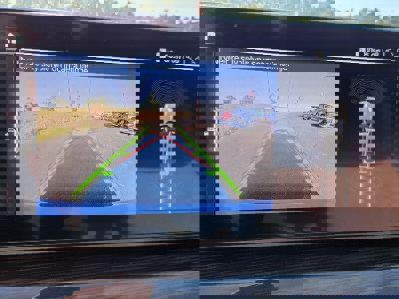 Used 2022 BMW 530i xDrive w/ Convenience Package image 19