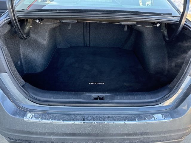Used 2022 Nissan Altima 2.0 SR image 27