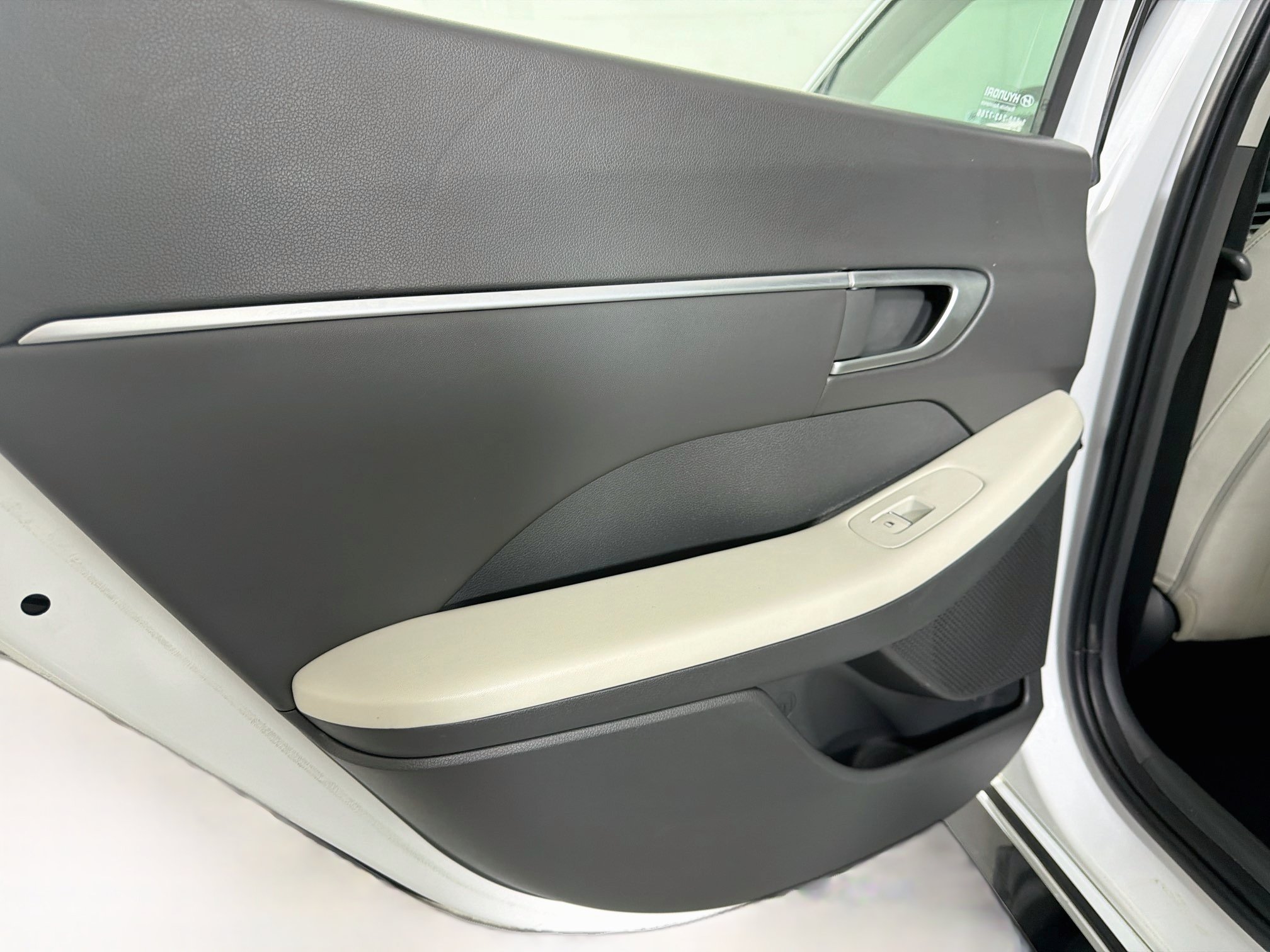 Used 2024 Hyundai Sonata SEL FWD image 24