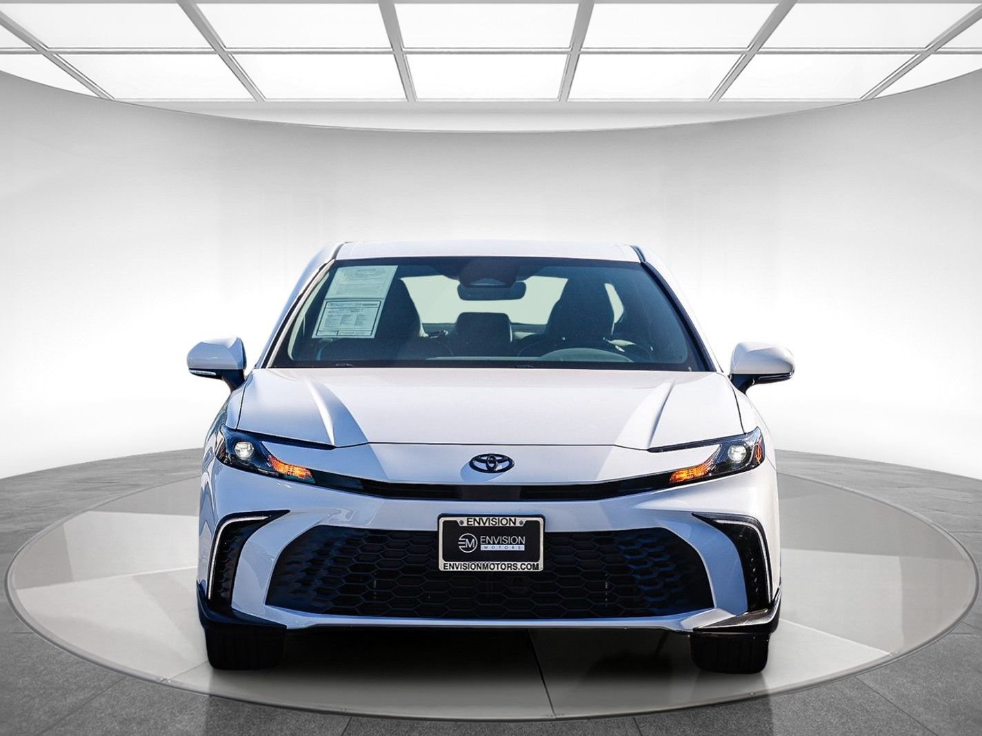Used 2026 Toyota Camry SE w/ Multimedia Upgrade Package FWD image 6