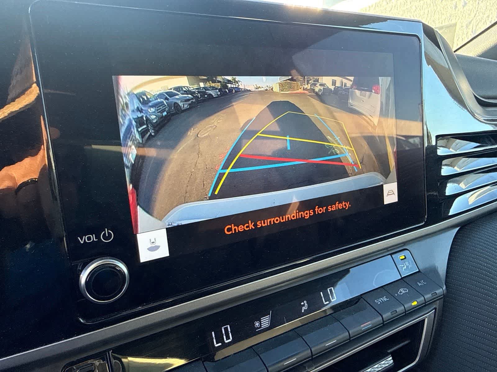 Used 2025 Toyota Camry SE FWD image 30
