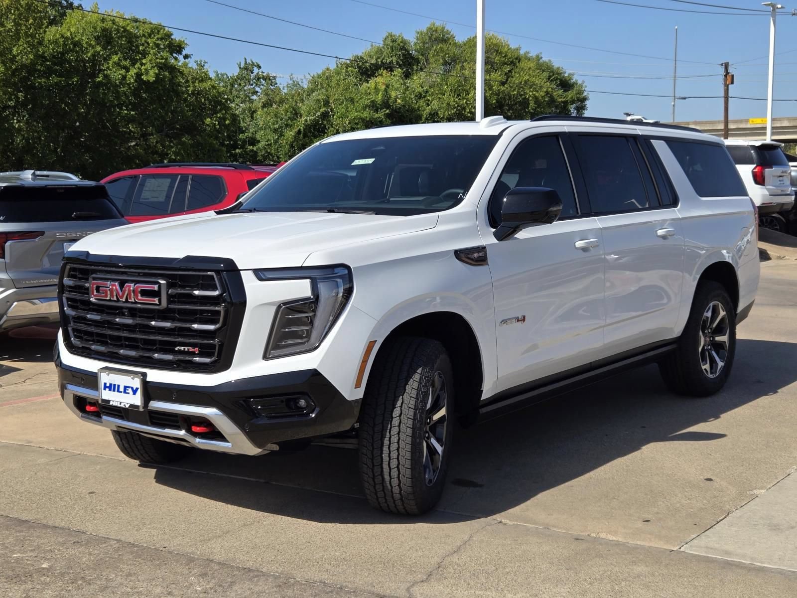 New 2026 GMC Yukon XL AT4 Ultimate AWD/4WD image 2