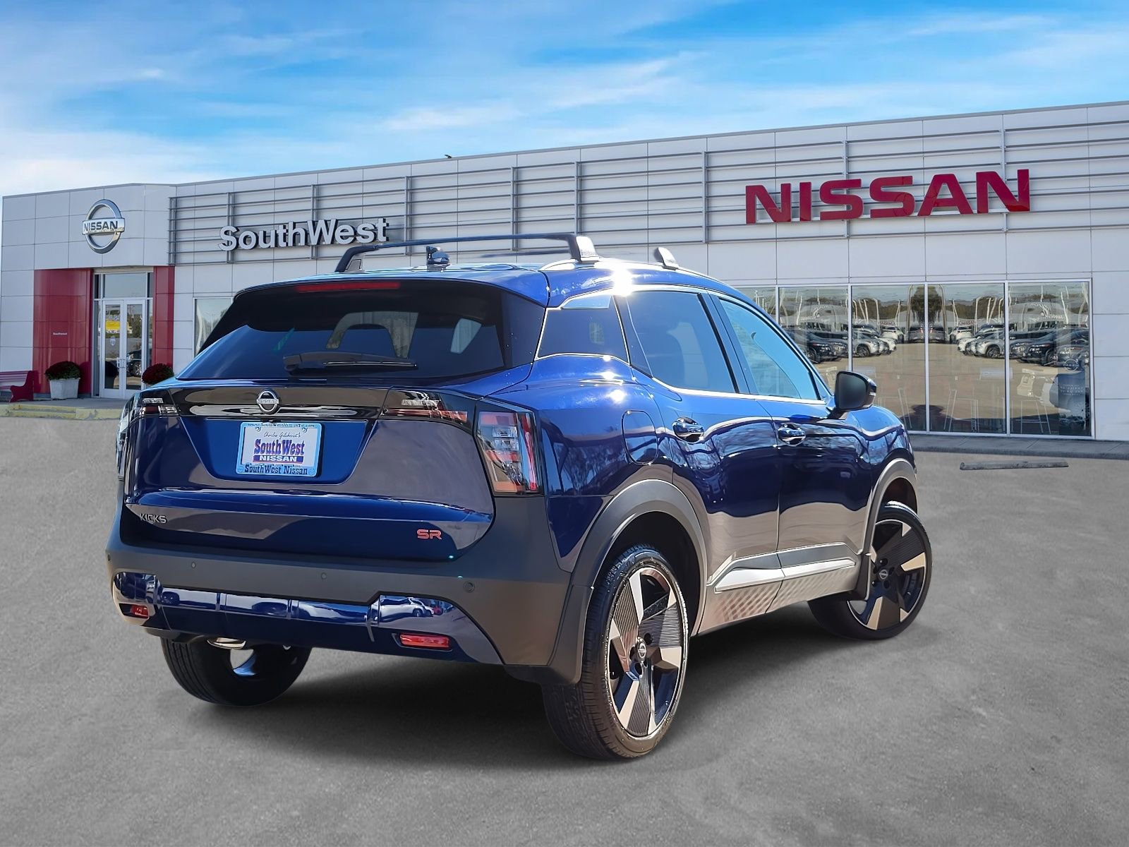 New 2026 Nissan Kicks SR w/ Cold Weather Package FWD image 6