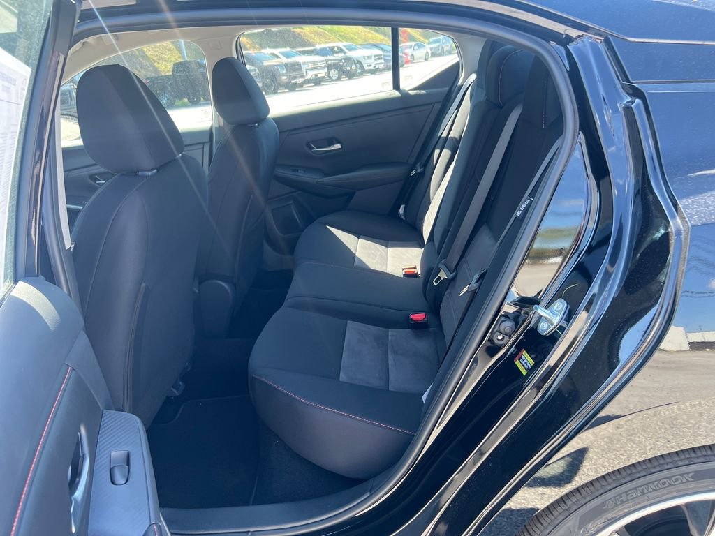 New 2025 Nissan Sentra SR w/ Trunk Package image 24