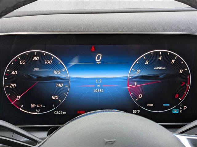 Used 2025 Mercedes-Benz GLC 300 image 10