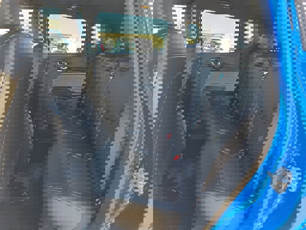 Used 2025 Jeep Compass Latitude image 13