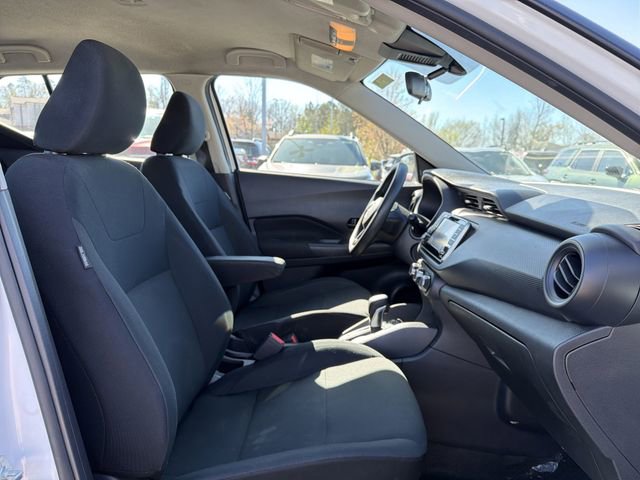 Used 2024 Nissan Kicks S image 19