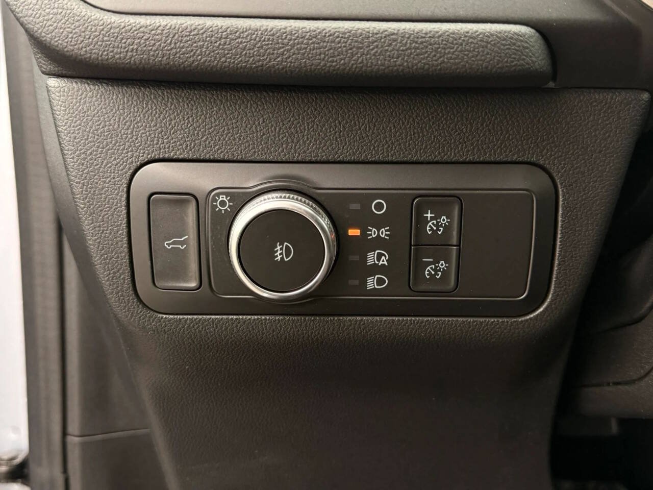Used 2022 Ford Escape SEL AWD/4WD image 27