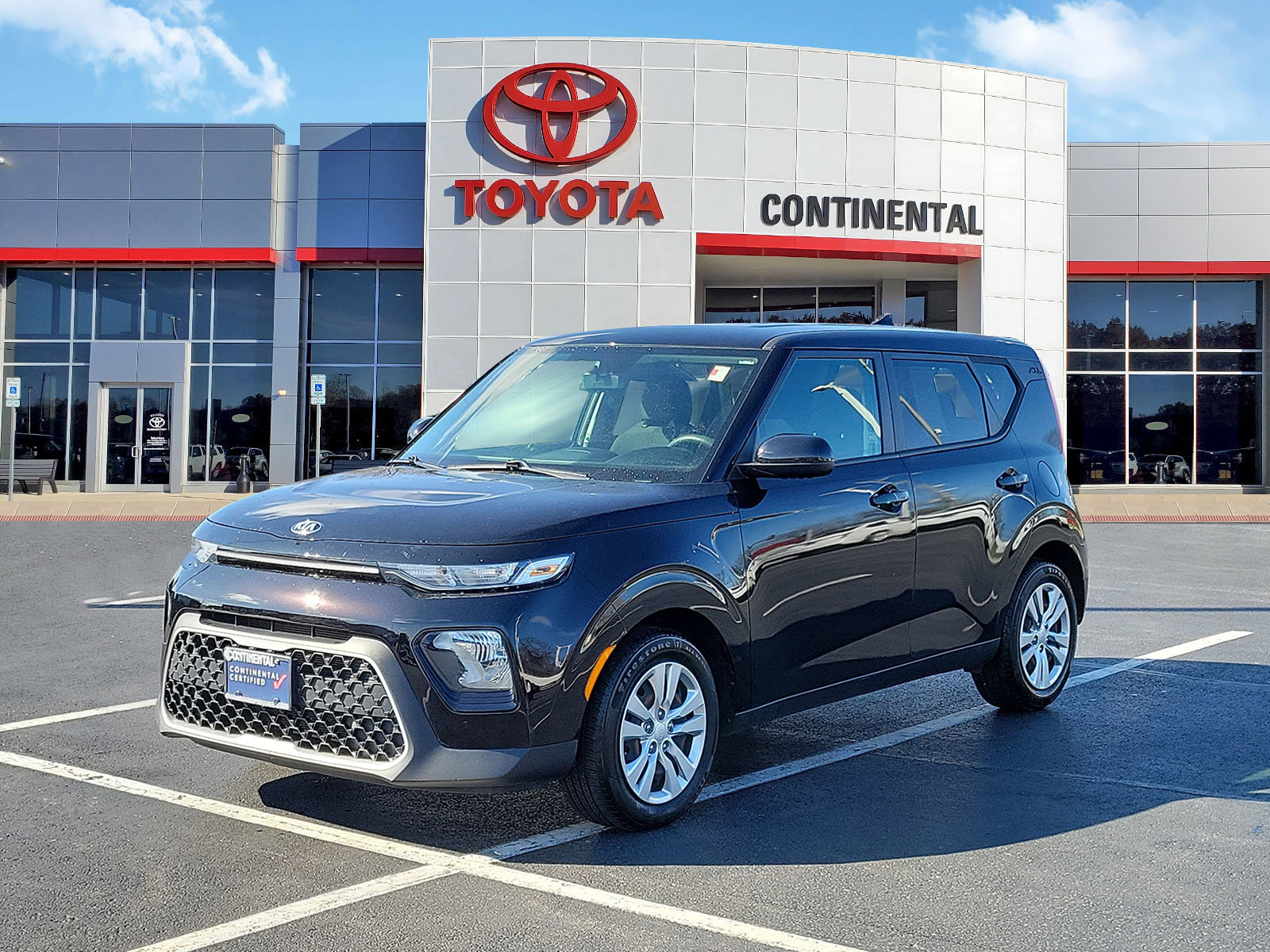 Used 2021 Kia Soul LX image 3