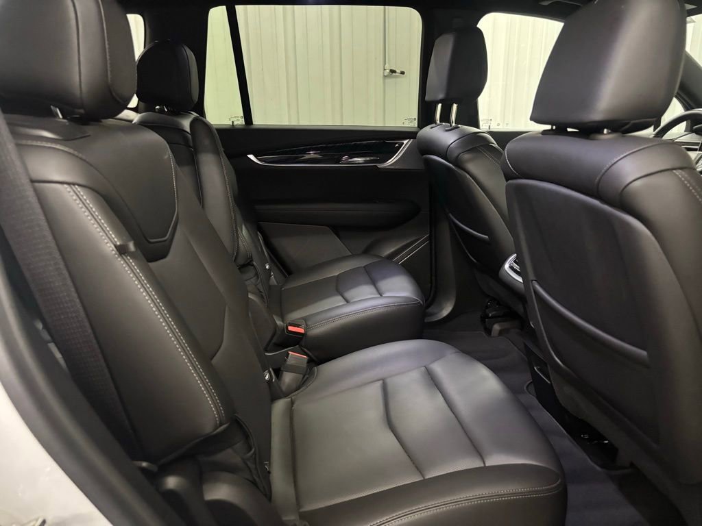 Certified 2025 Cadillac XT6 Premium Luxury image 21