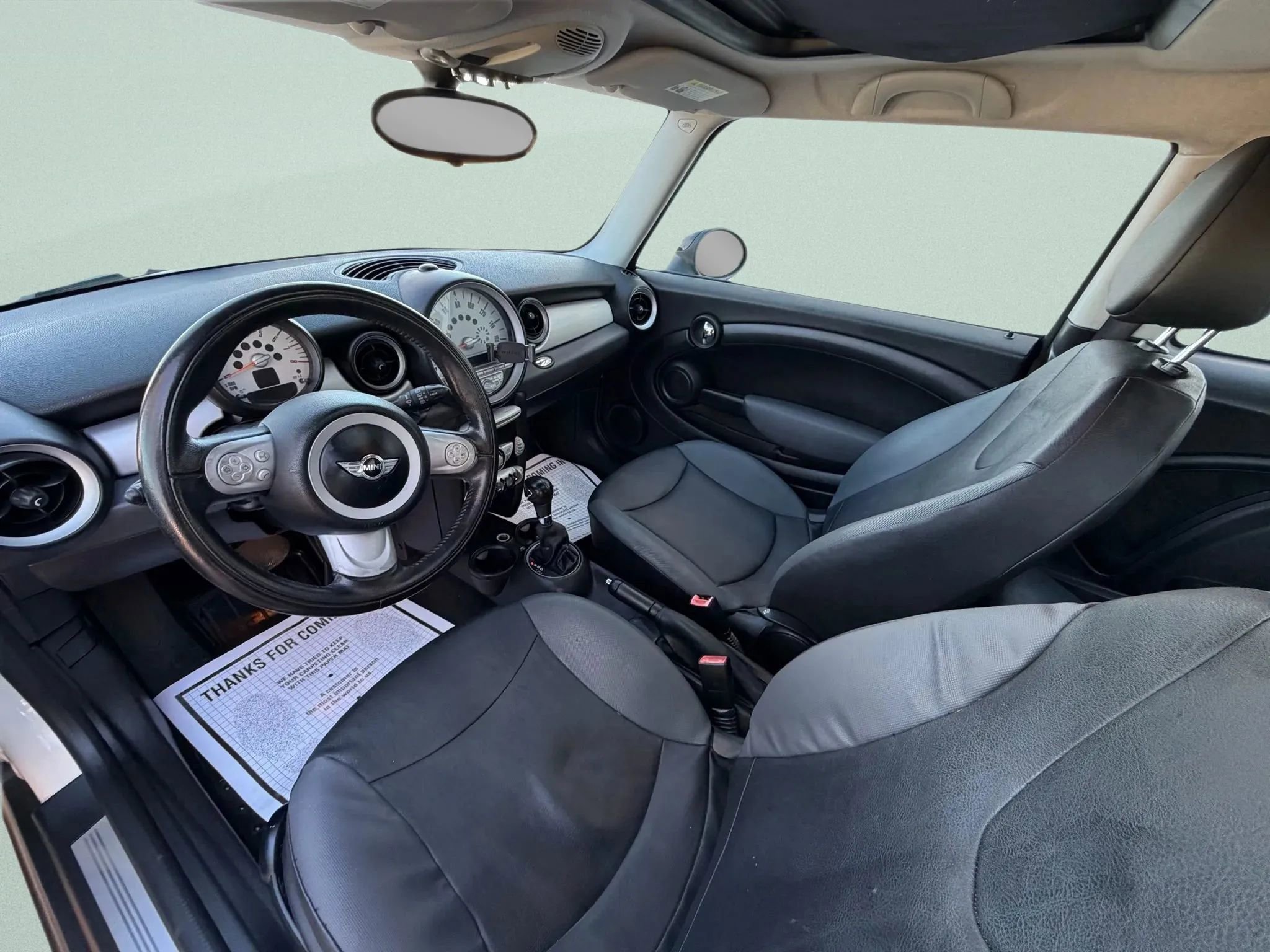 Used 2010 MINI Cooper Hardtop image 17