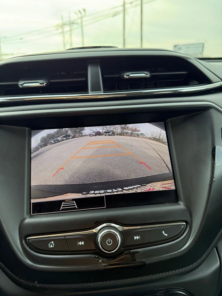 Used 2023 Chevrolet TrailBlazer LS image 25