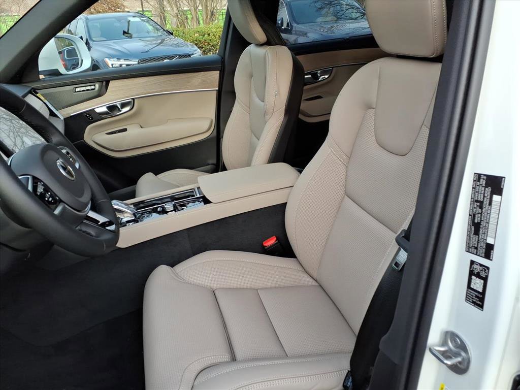 New 2026 Volvo XC90 B6 Ultra w/ Protection Package AWD/4WD image 19