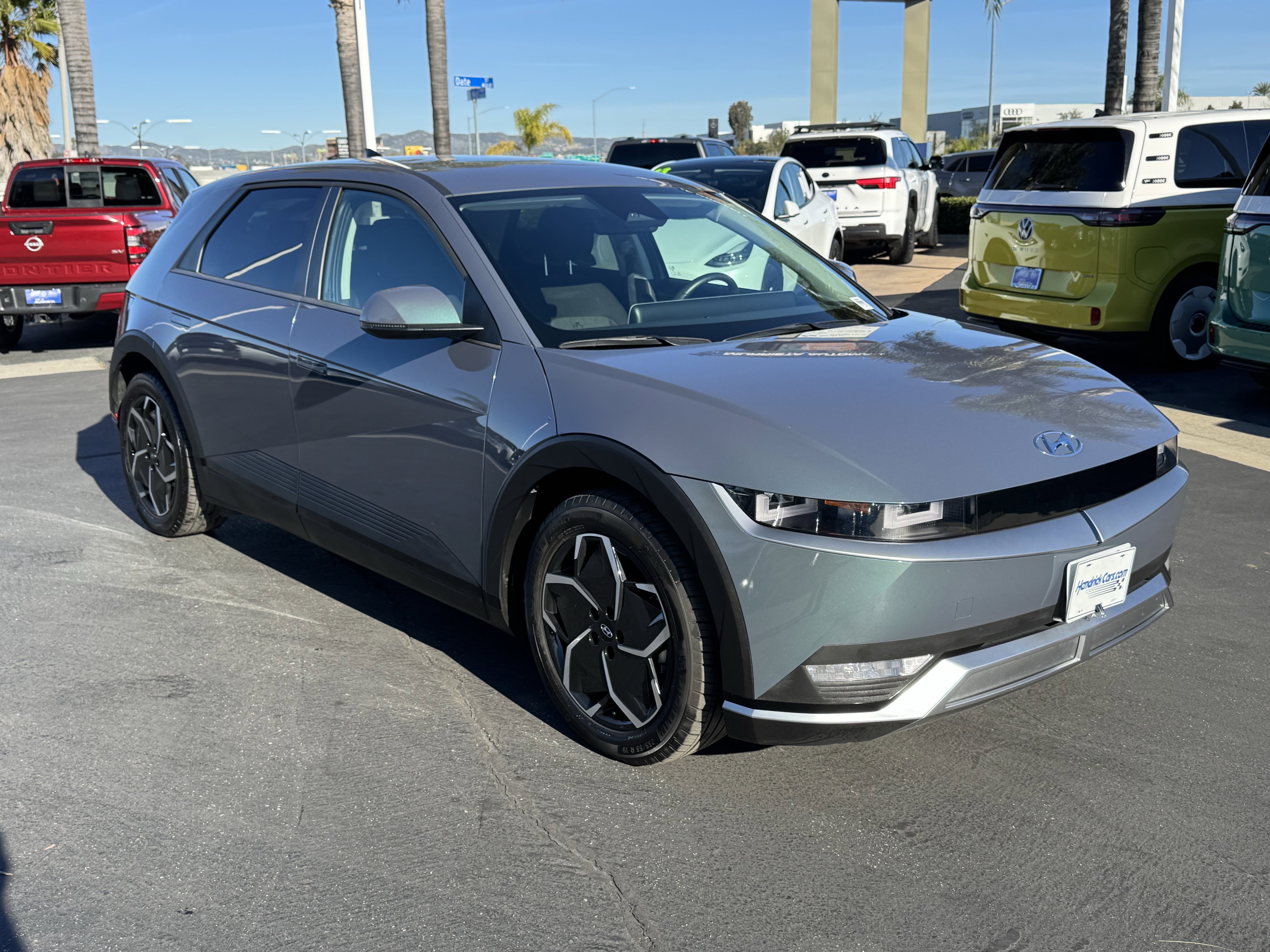 Used 2024 Hyundai Ioniq 5 SE image 2