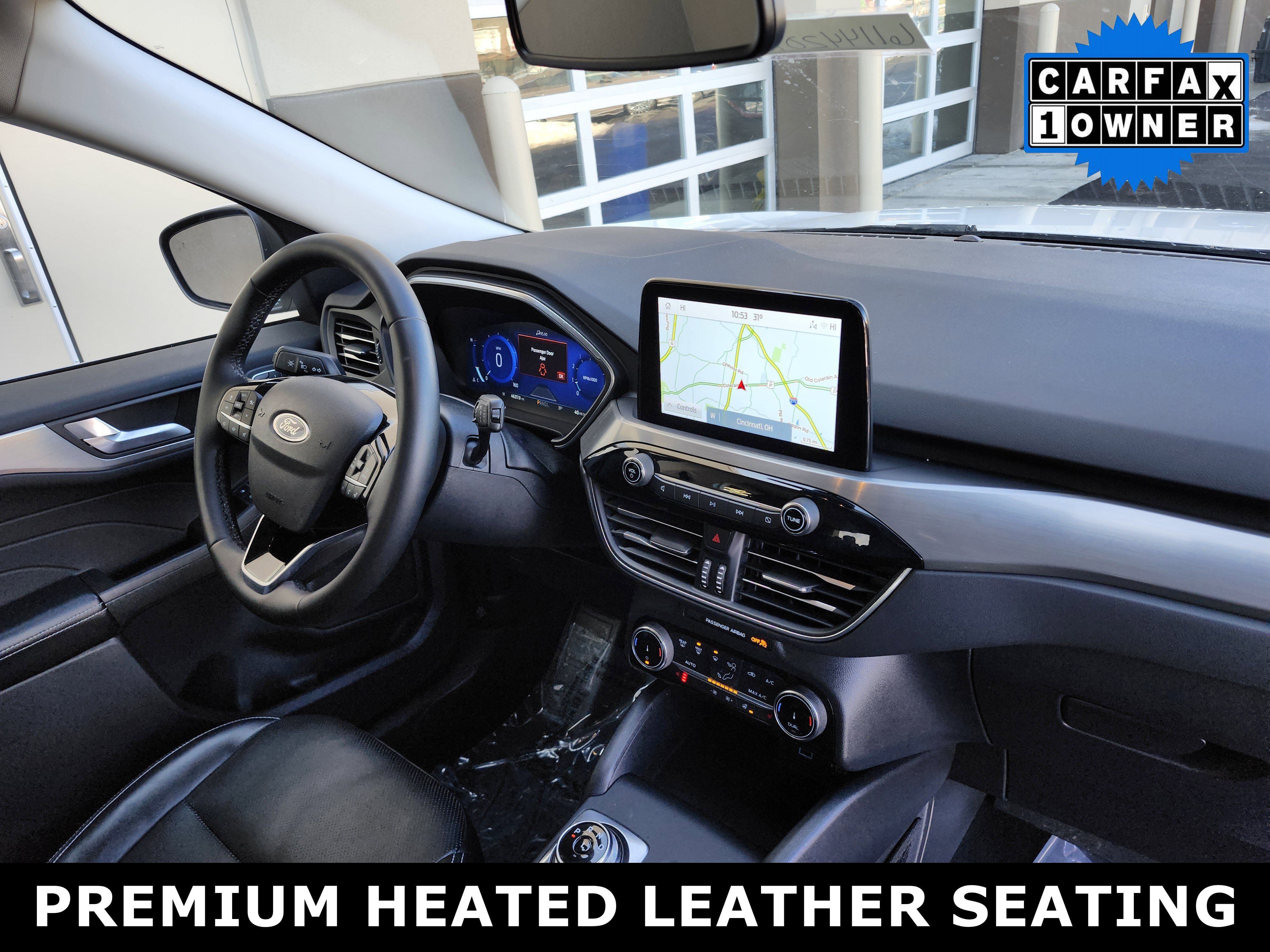 Used 2022 Ford Escape Titanium w/ Class II Trailer Tow Package image 4