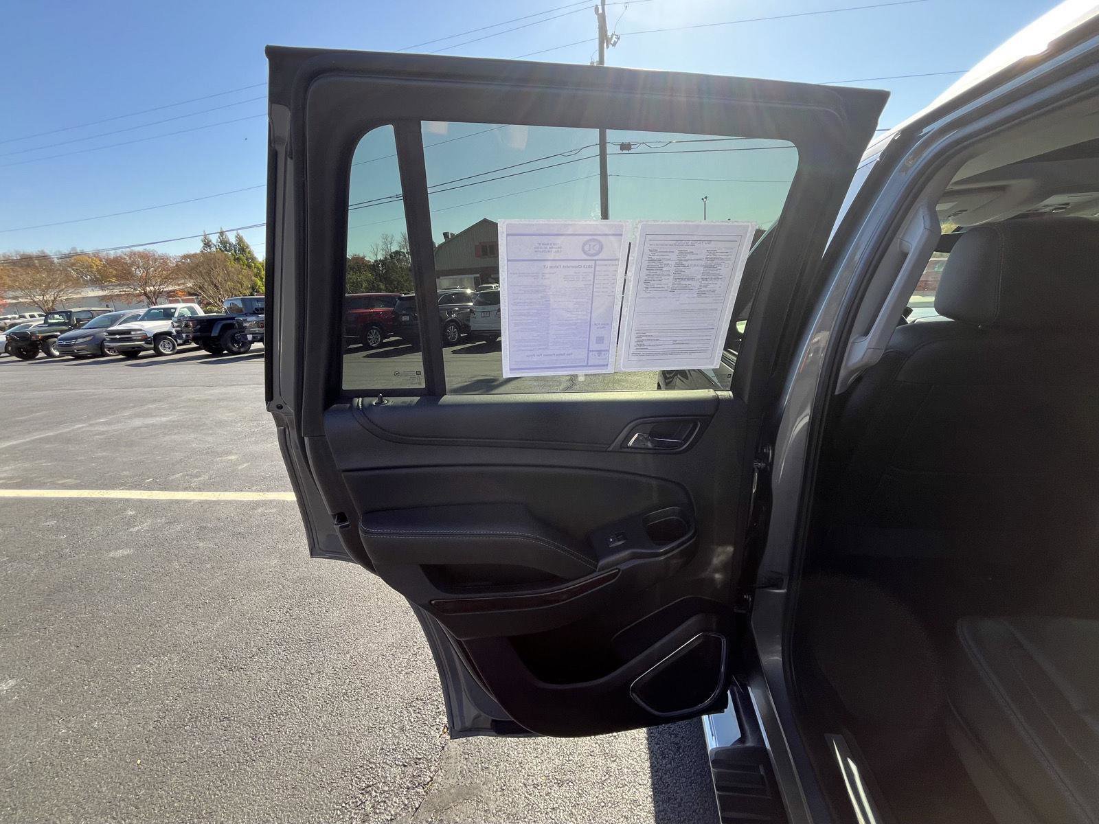 Used 2019 Chevrolet Tahoe LT w/ LT Signature Package image 20