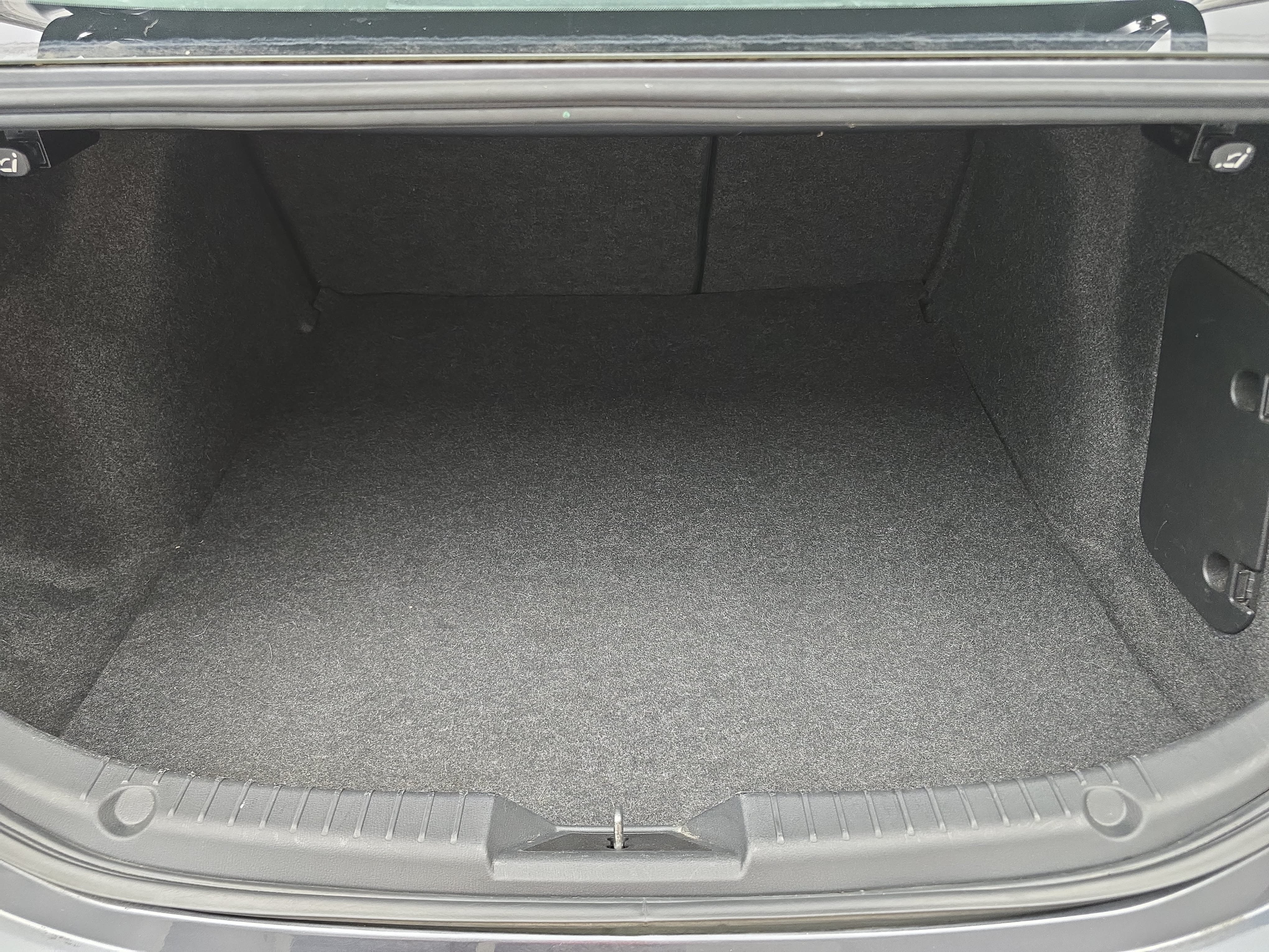 Used 2014 MAZDA MAZDA3 s Touring FWD image 14