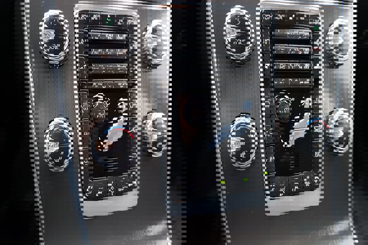 Used 2015 Volvo V60 T5 Premier FWD image 34