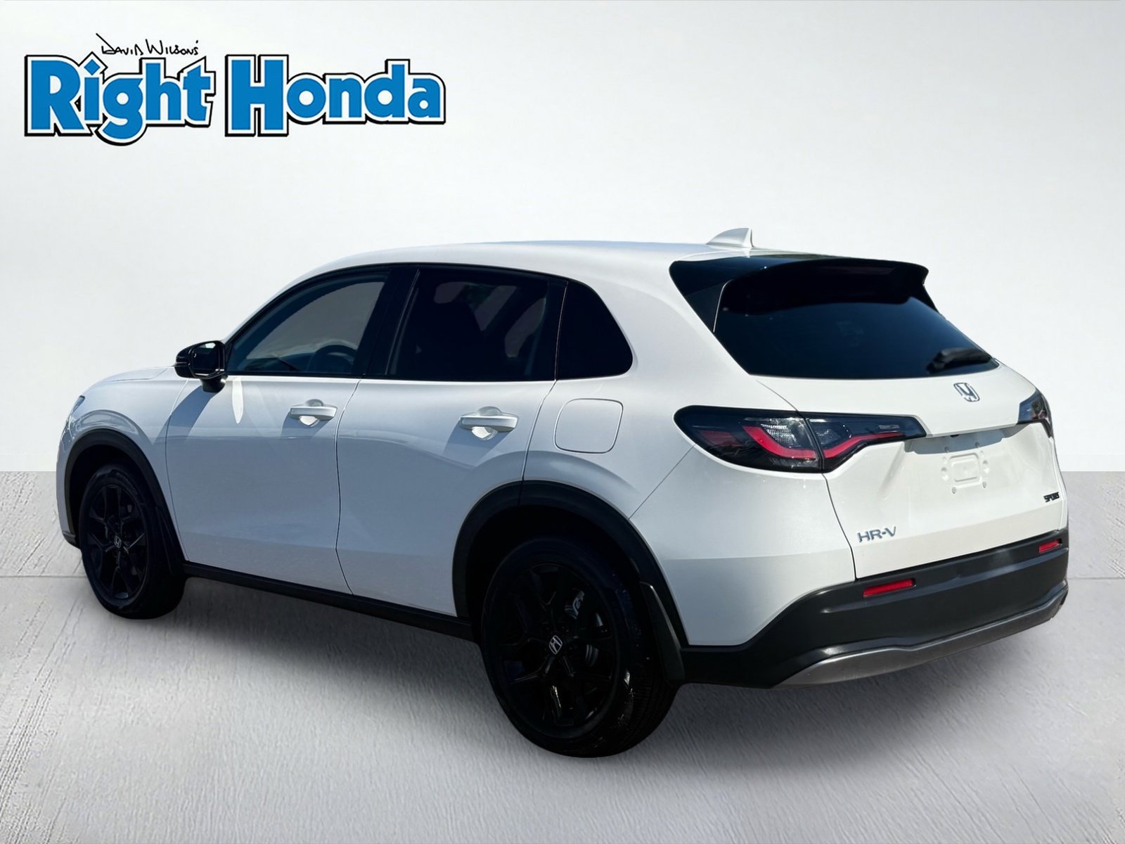 Used 2025 Honda HR-V Sport image 4