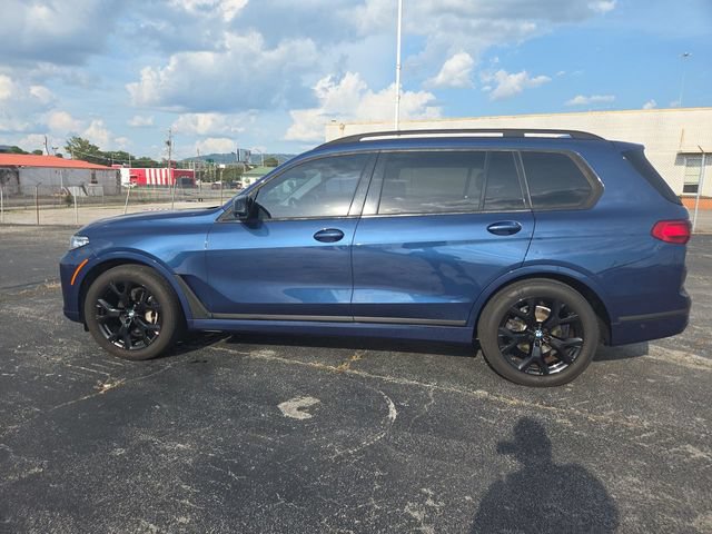 Used 2021 BMW X7 xDrive40i w/ Luxury Seating Package AWD/4WD image 5