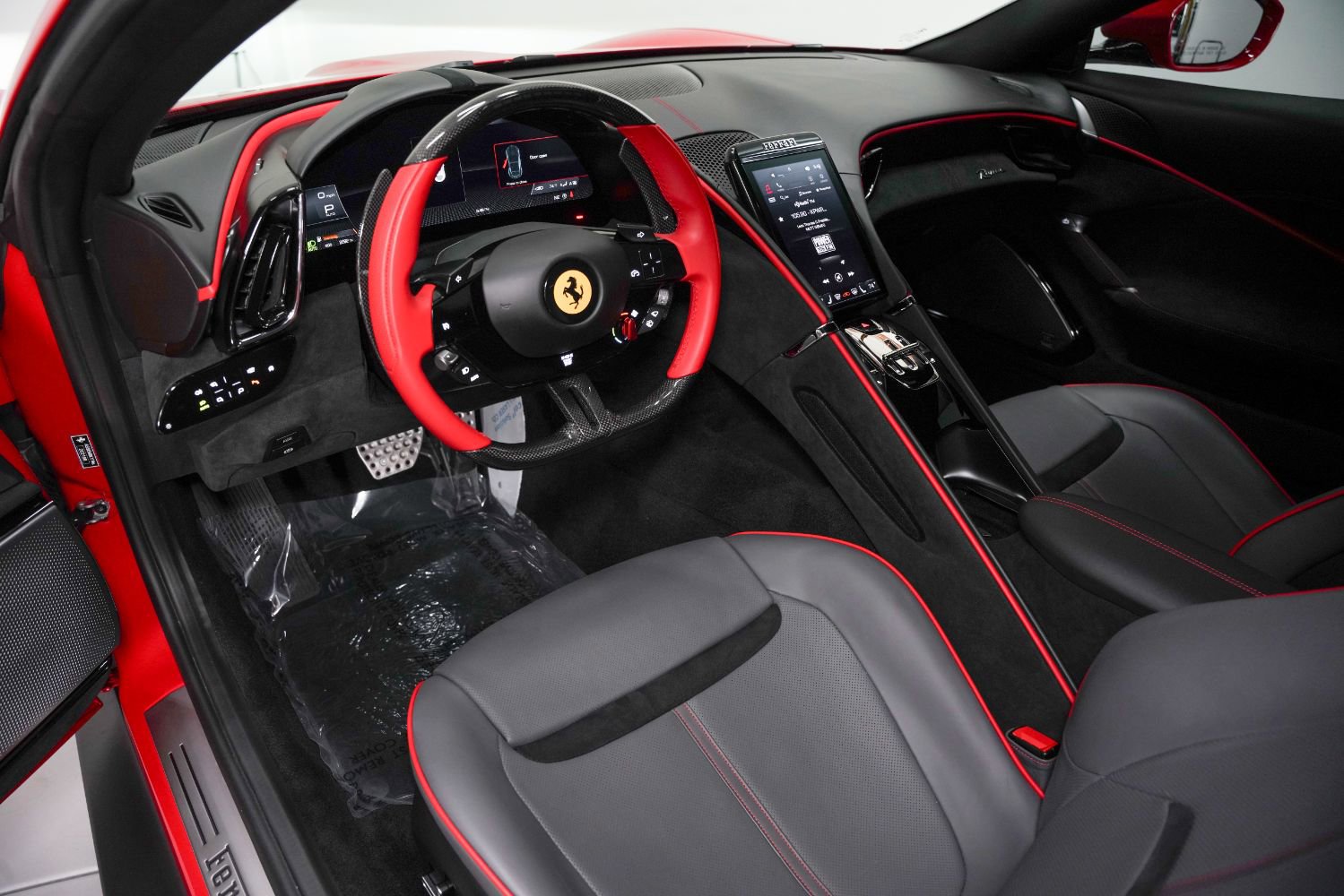 Used 2022 Ferrari Roma image 38