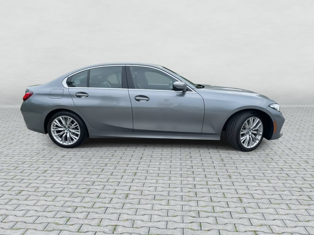 Used 2024 BMW 330i xDrive Sedan w/ Convenience Package AWD/4WD image 9