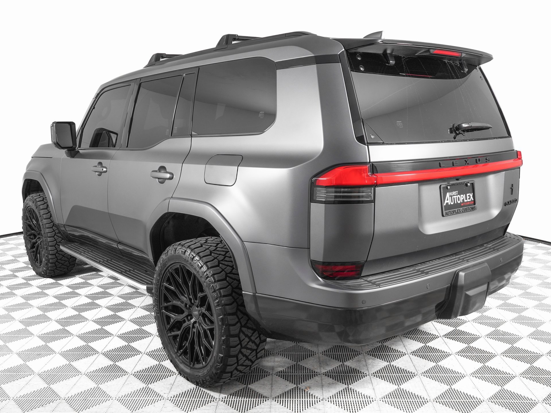 Used 2025 Lexus GX 550 550 Luxury w/ Cold Area Package image 8