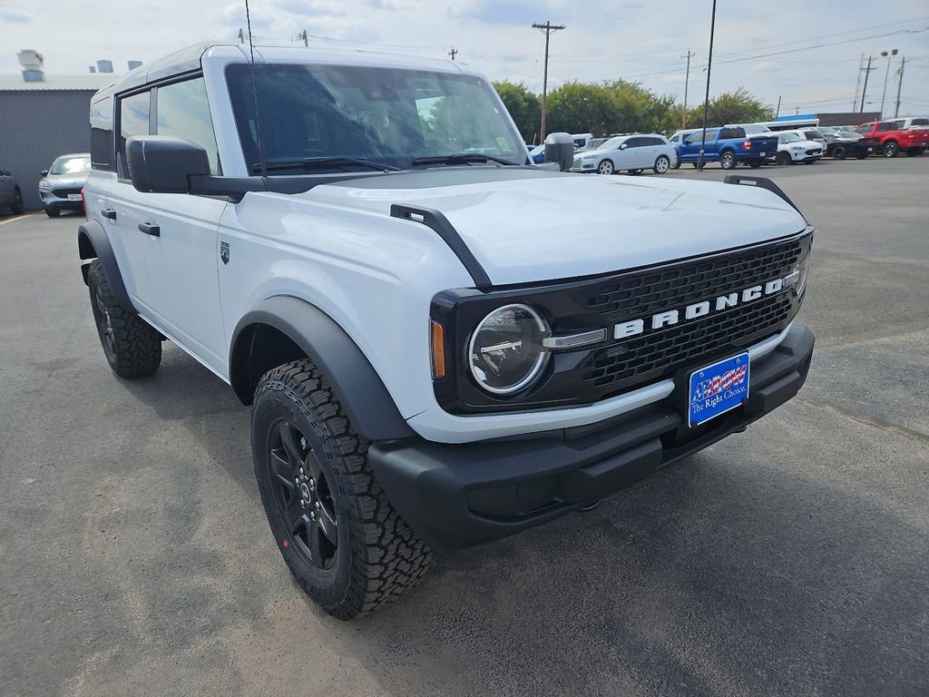 New 2025 Ford Bronco Big Bend image 2