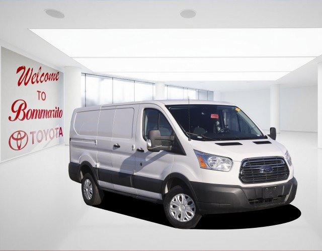 Used 2016 Ford Transit 250 130 Low Roof w/ Exterior Upgrade Package RWD image 2
