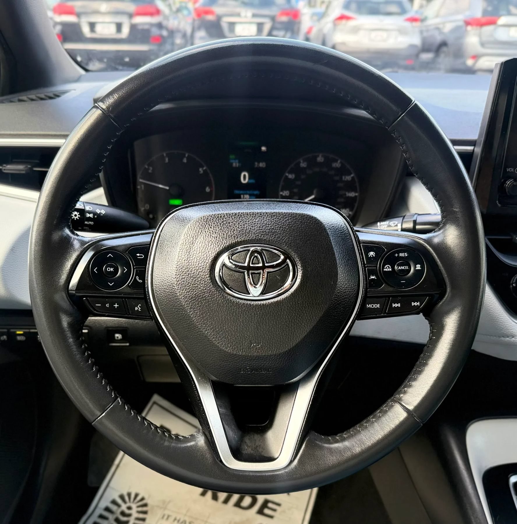 Used 2023 Toyota Corolla SE FWD image 12