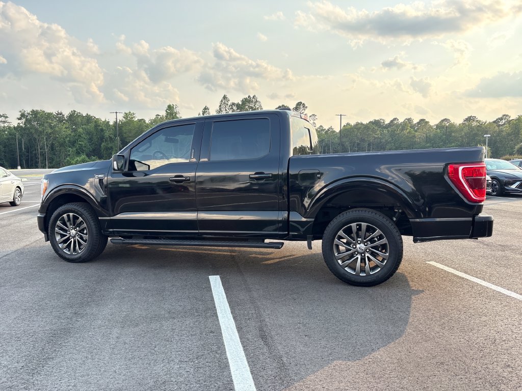 Used 2023 Ford F150 XLT w/ Equipment Group 302A High RWD image 18