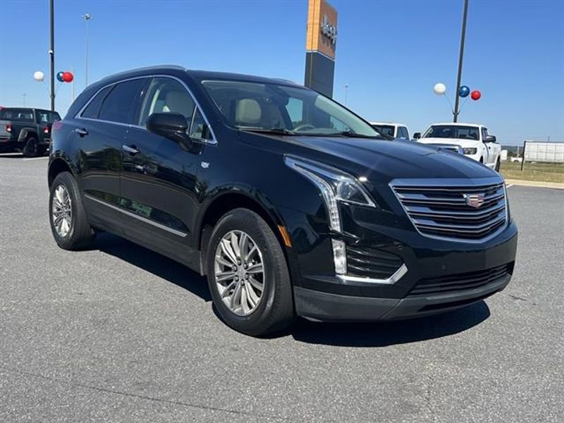 Used 2017 Cadillac XT5 Luxury w/ Driver Awareness Package image 2