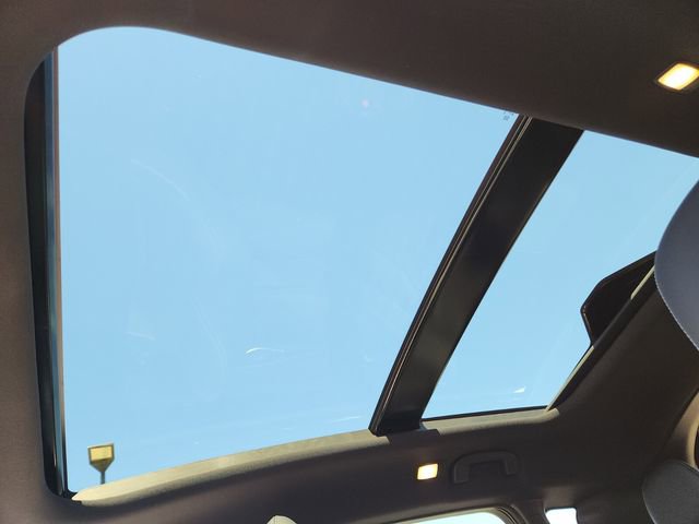 Used 2025 INFINITI QX50 Sport image 10