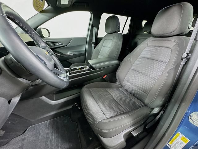 Used 2025 Chevrolet Equinox LT FWD image 11