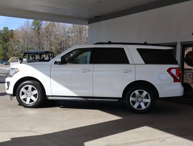 Used 2020 Ford Expedition XLT w/ Equipment Group 202A image 2