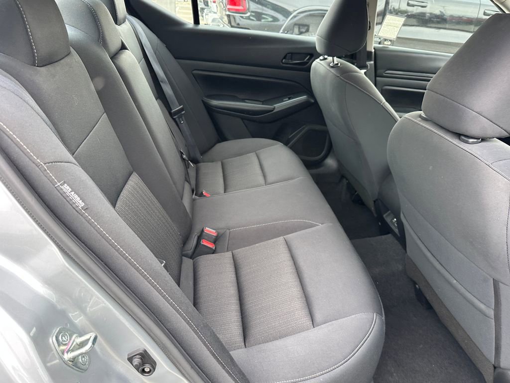 Used 2024 Nissan Altima 2.5 SV image 19