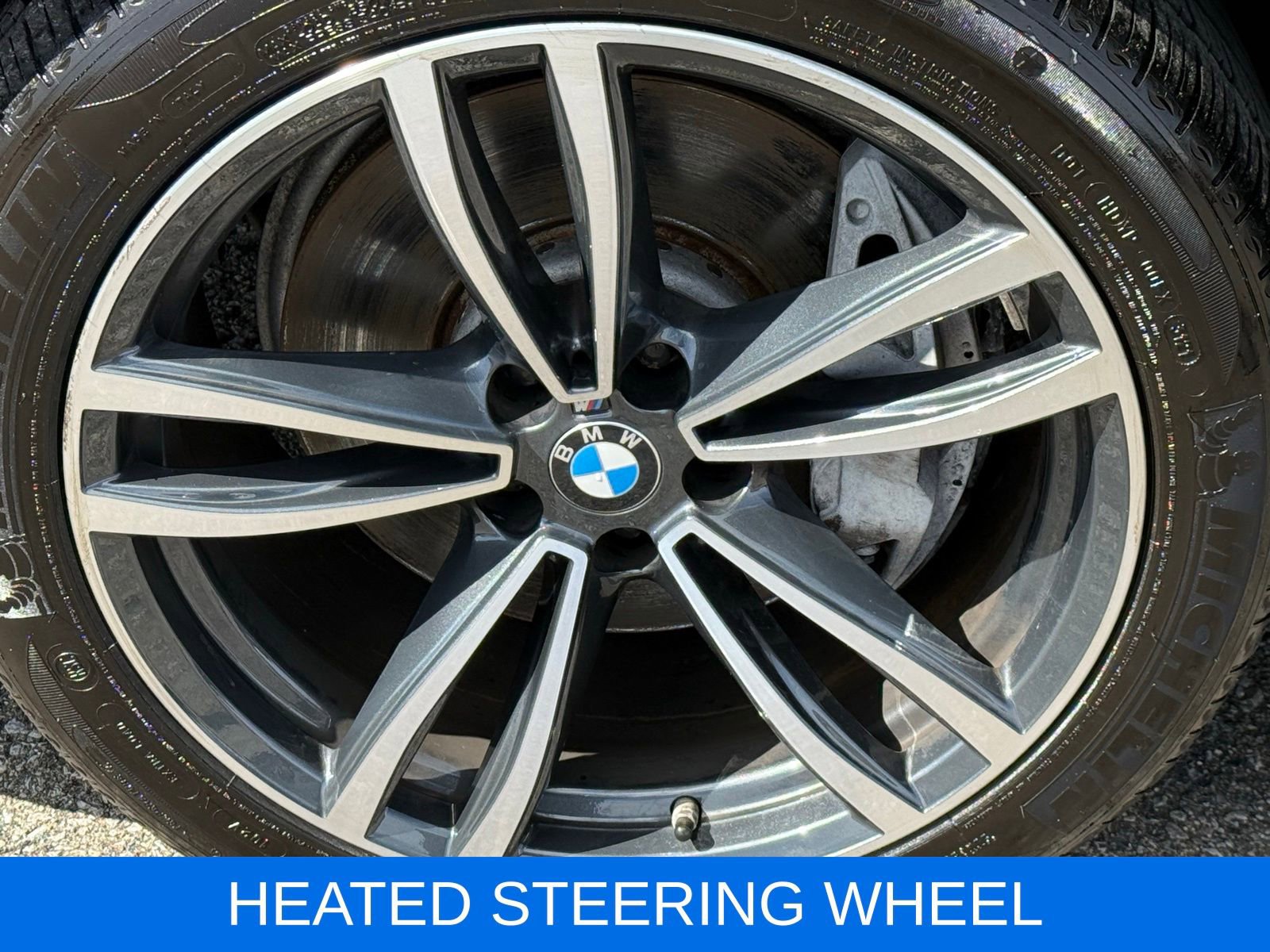 Used 2022 BMW 740i xDrive w/ M Sport Package image 17