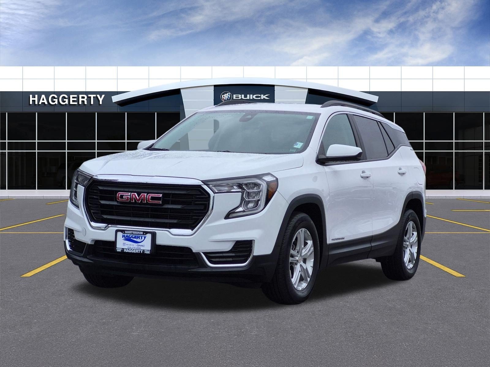 Certified 2023 GMC Terrain SLE w/ Driver Convenience Package FWD image 1