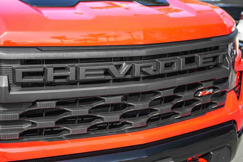 Used 2025 Chevrolet Silverado 1500 Custom Trail Boss image 9