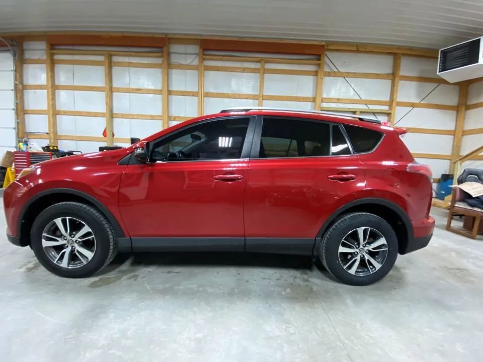 Used 2016 Toyota RAV4 XLE image 11